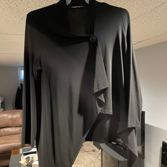Black jacket - Picture 1 of 3